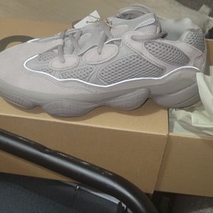 Yeezy 500 "ash grey"